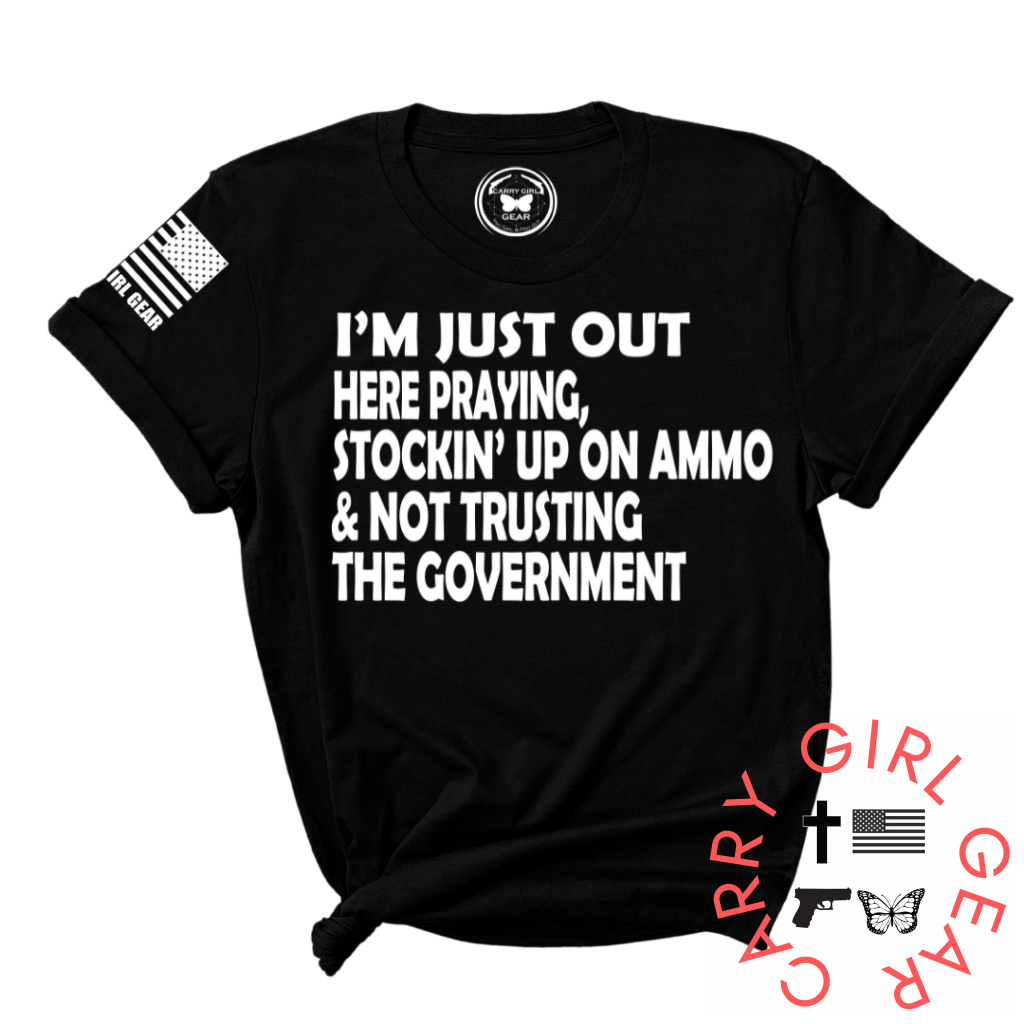 im-just-out-here-tee-xs-black-unisex-cut-cgg-perfect-580.png